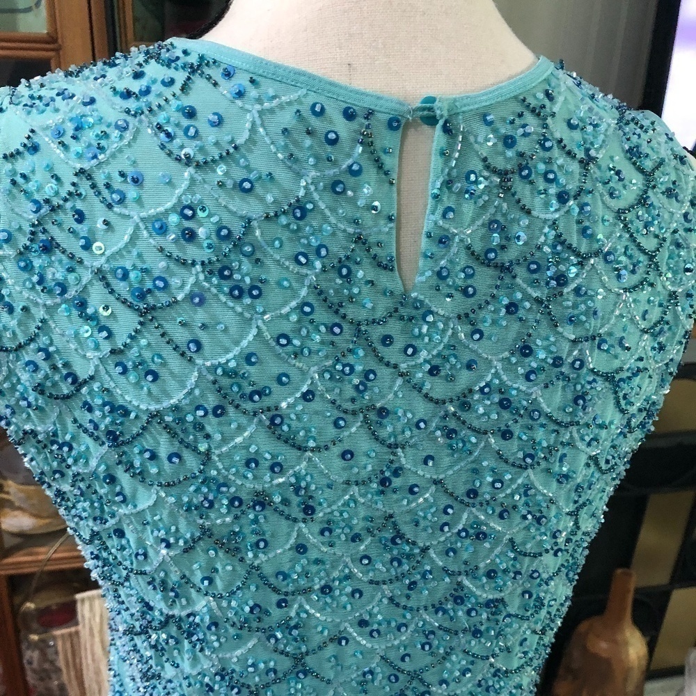 𝅺ESCADA Vintage '90s Sleeveless Turquoise Beaded Shell Top M - Picture 9 of 15